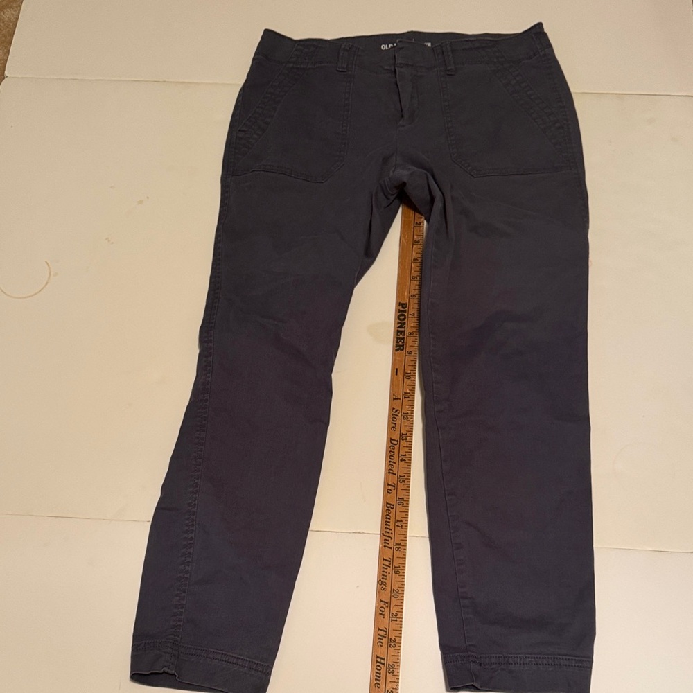 Grey Casual Pants - Cozy Everyday Trousers Size 4 Regular